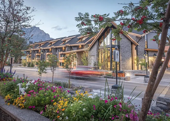 Peaks Hotel And Suites